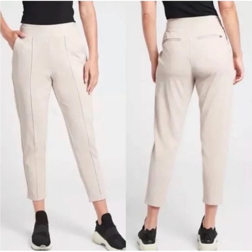 ATHLETA Vince pintuck pants Size S Small Cream Khaki  Color NWT New